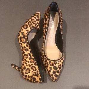 New Alfani animal print heels